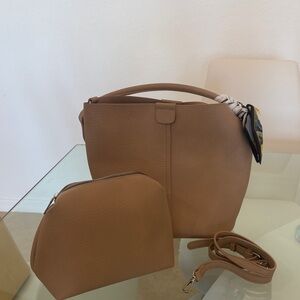 Elegant Tan Tote Vegan Bag